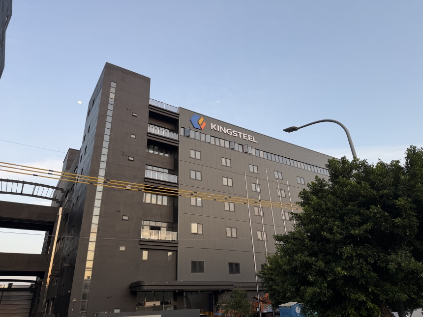 鉅鋼機械完工照