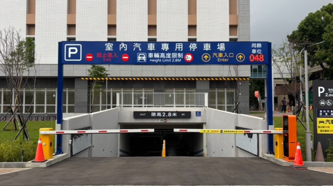 115年 嘟嘟房-太平國軍803醫院限高架燈箱工程